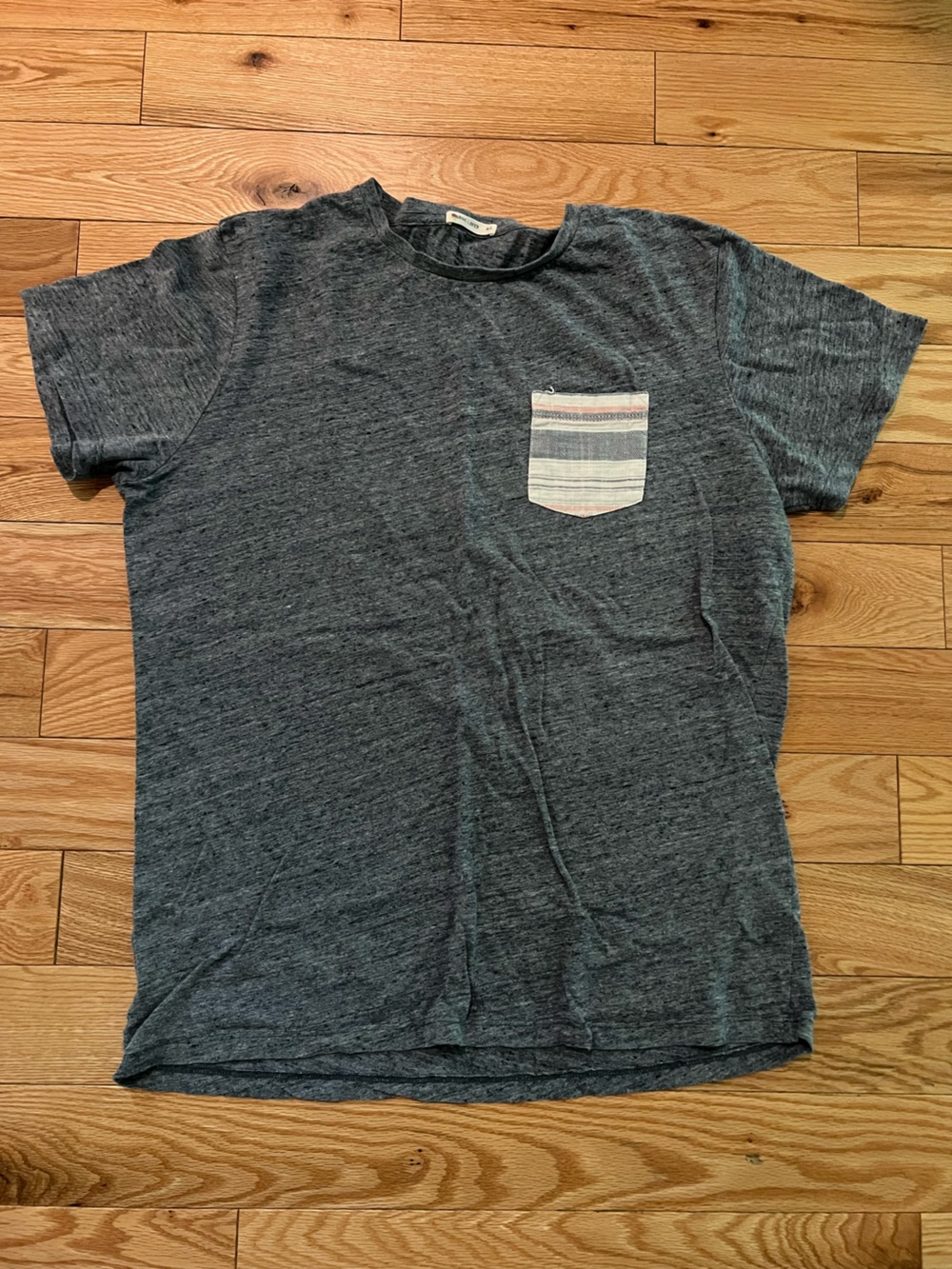 Marine Layer Pocket Tee Size M/L